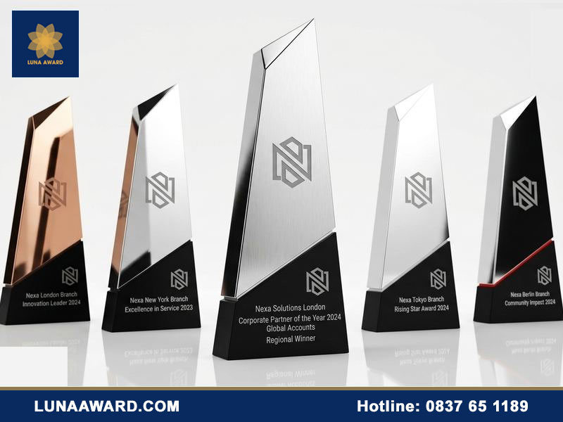 Đặt Làm Cúp Vinh Danh Theo Yêu Cầu Tại Hà Nội Cùng Luna Award Vietnam 4 cup vinh danh 02